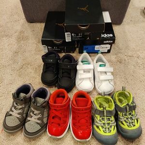 Bundle of toddler boys shoes